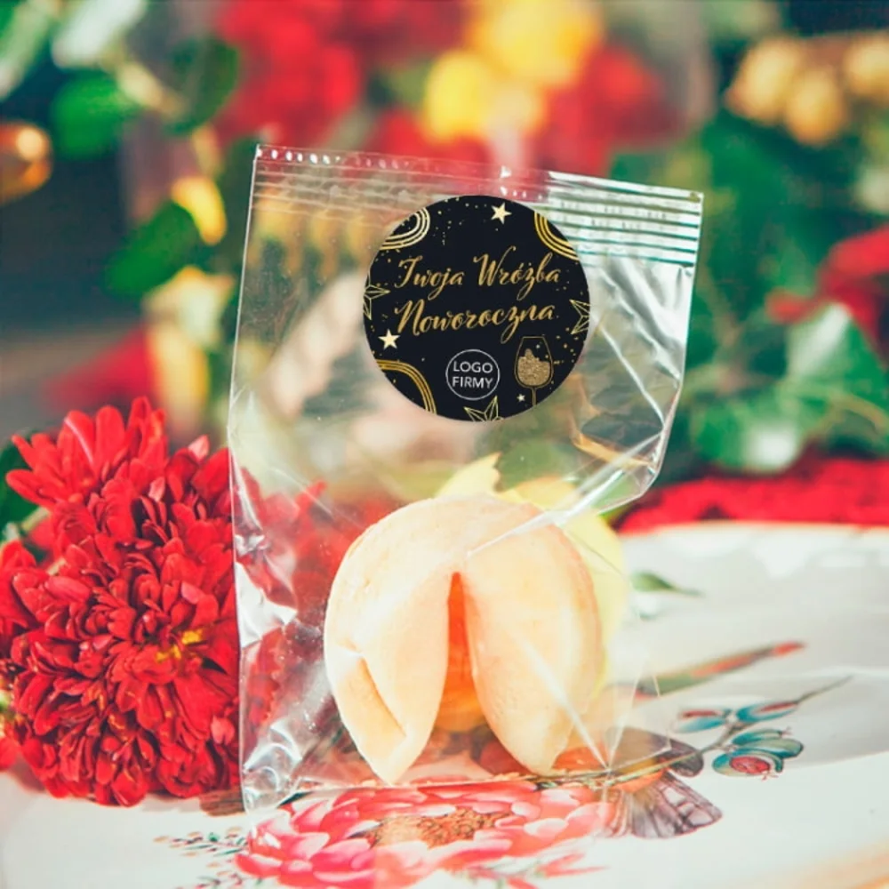 prezenty dla pracowników nie muszą być drogie: ciasteczko z wróżbą